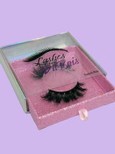 Load image into Gallery viewer, These provocative elegant 3D mink lashes add undeniable volume, definition, and depth to your lash look. It French Kiss Lashes By Dubois are ideal for those who want their natural eye look to be ultra glam. The unique American design and manufacturing of interlacing &#39;V&#39; shaped clusters boasts a dramatic lash look while still providing organic blending results with your natural lashes for a photoshoot ready look.  FEATURES: 3D mink hair length 13mm/band 3cm Flexible Band Reusable
